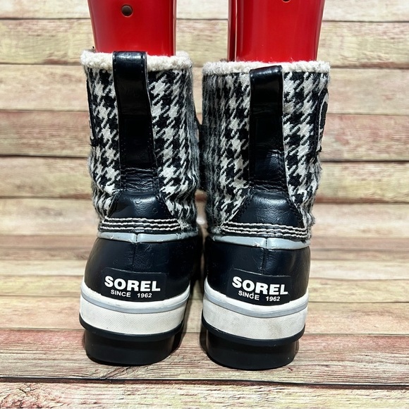 Sorel Black And White Tivoli Winter Boots - Picture 7 of 9